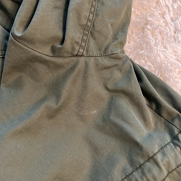 Old Navy Women's Green Utility Jacket with Hood - Picture 3 of 7